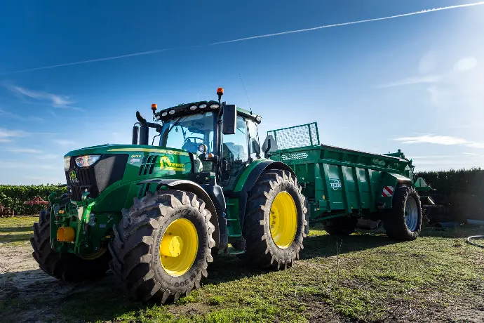 landbouw tuinbouw onderhoud olie adblue diesel